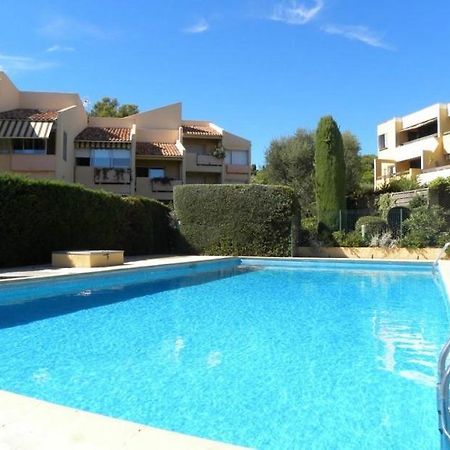 Studio Avec Piscines A 500M De La Plage 邦多勒 外观 照片