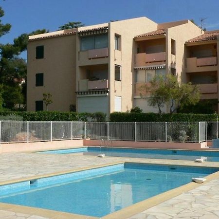 Studio Avec Piscines A 500M De La Plage 邦多勒 外观 照片